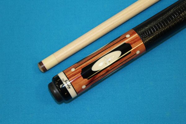 Jacoby Custom Cue 0422-61